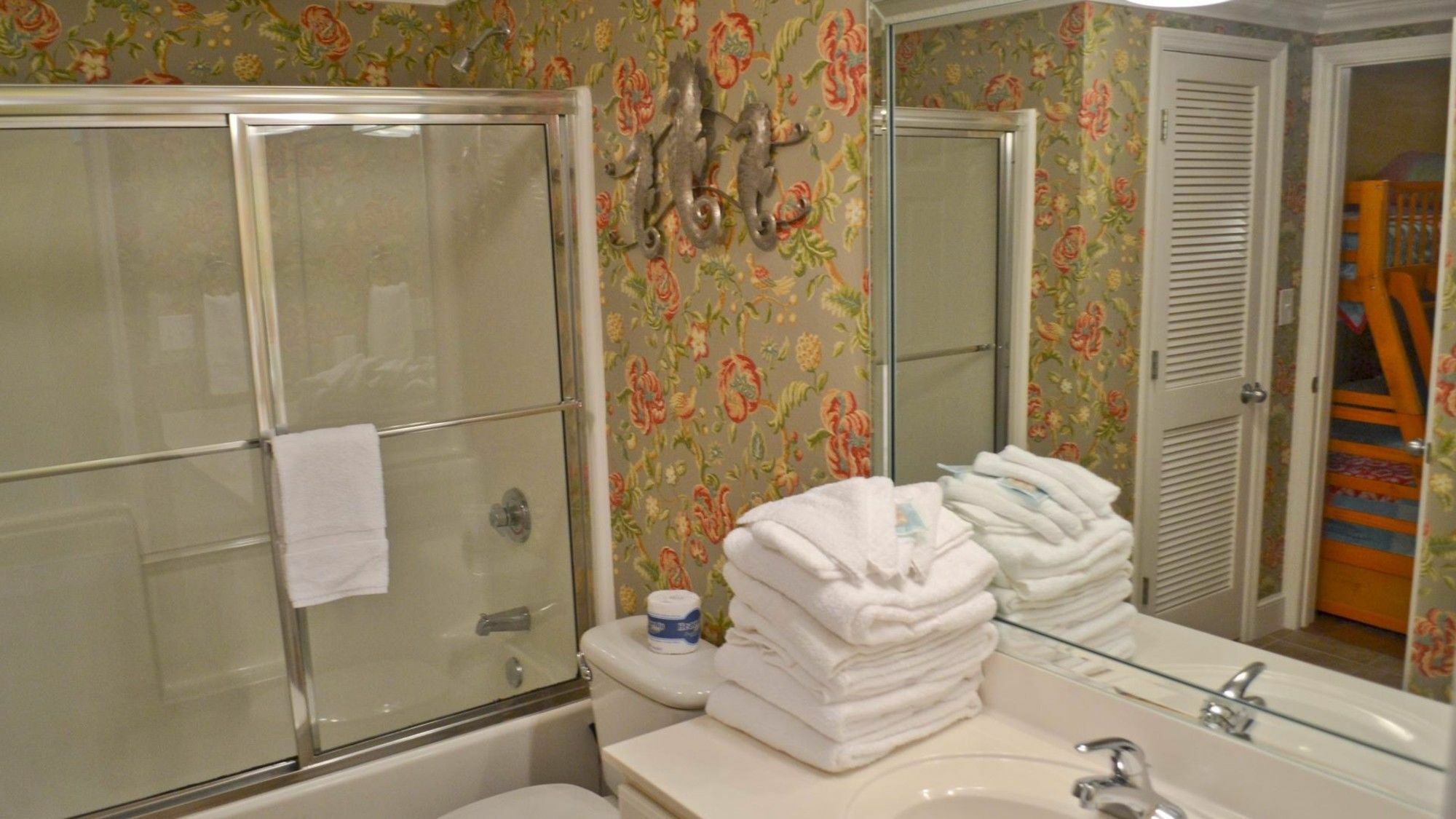 Majestic By Royal American Getaways
