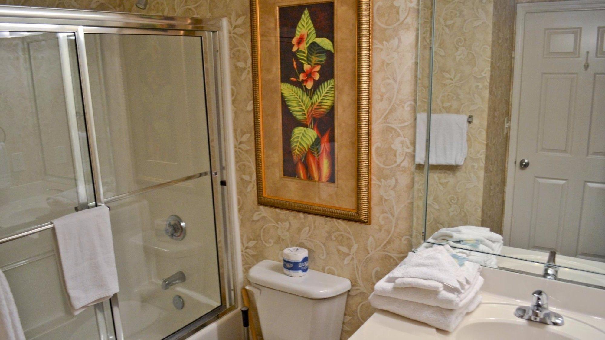 Majestic By Royal American Getaways Hotel