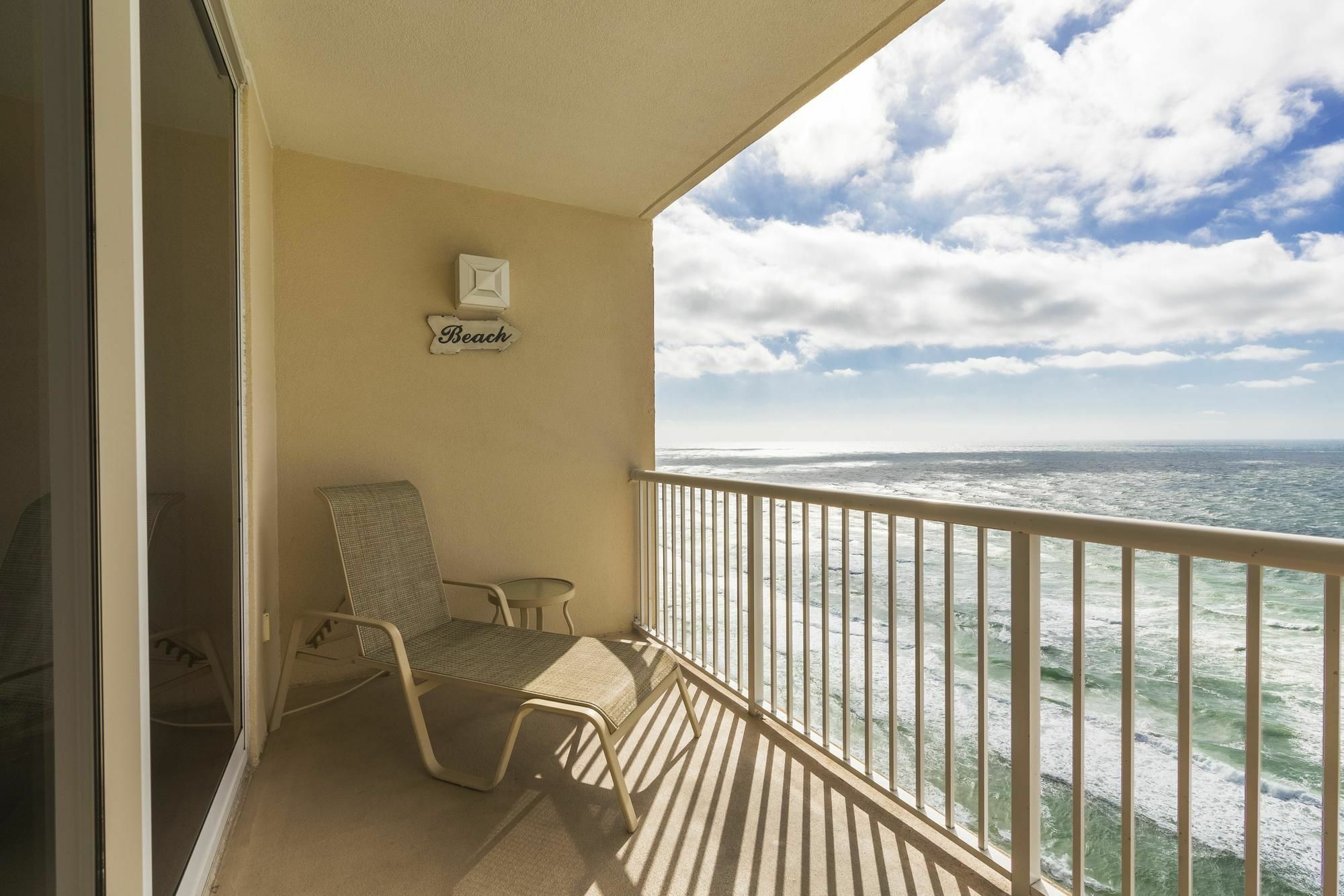 Majestic By Royal American Getaways Hotel